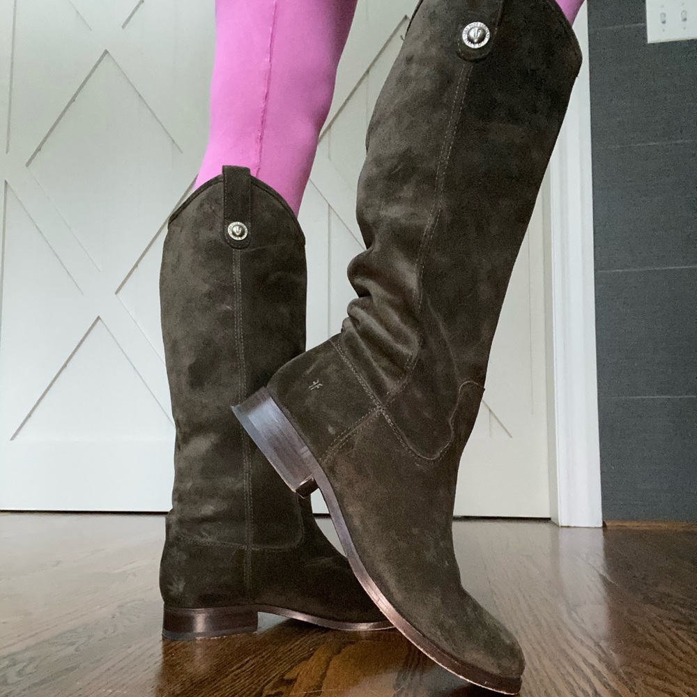 Brown suede Frye boots!!!